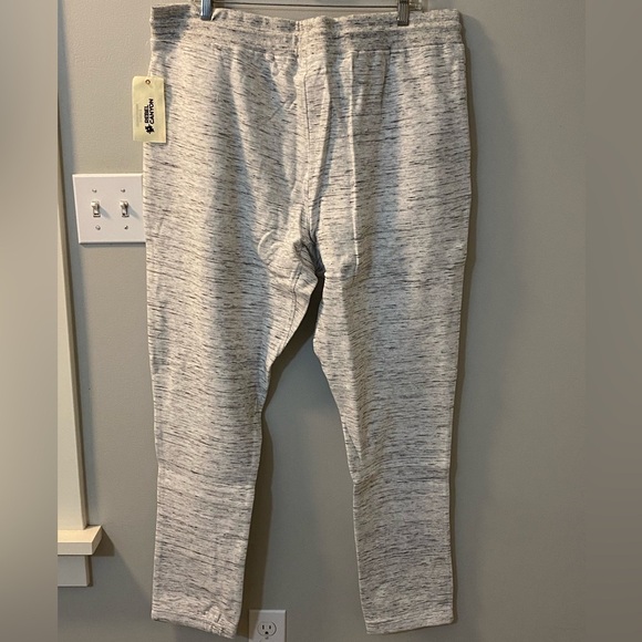 Rebel Canyon jogger in white / black heather size XL. Pockets w/ tapered legs - Picture 4 of 5